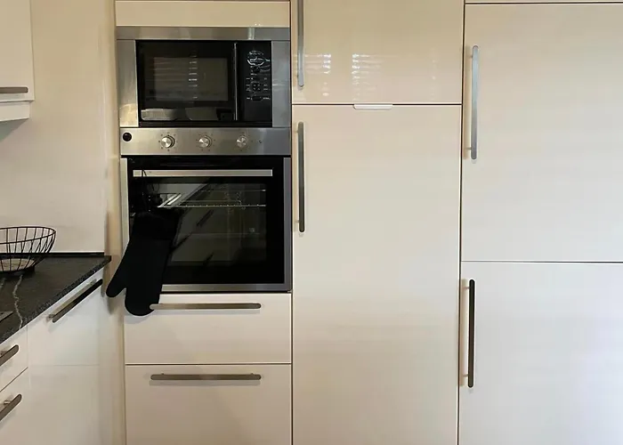 Appartement Pully Lakeside Street And Direct Bus To Train Station Lausanne