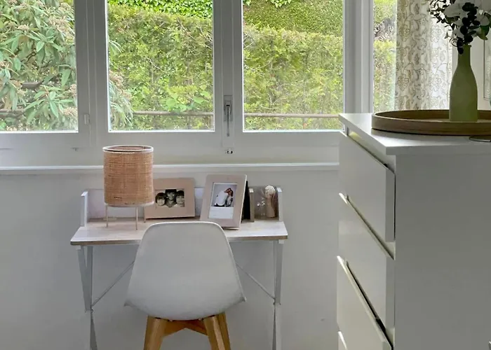 Pully Lakeside Street And Direct Bus To Train Station Losanna