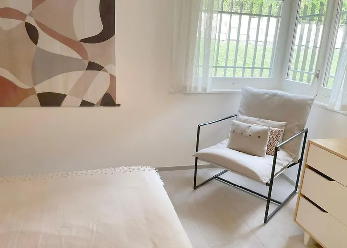 Appartement Pully Lakeside Street And Direct Bus To Train Station *